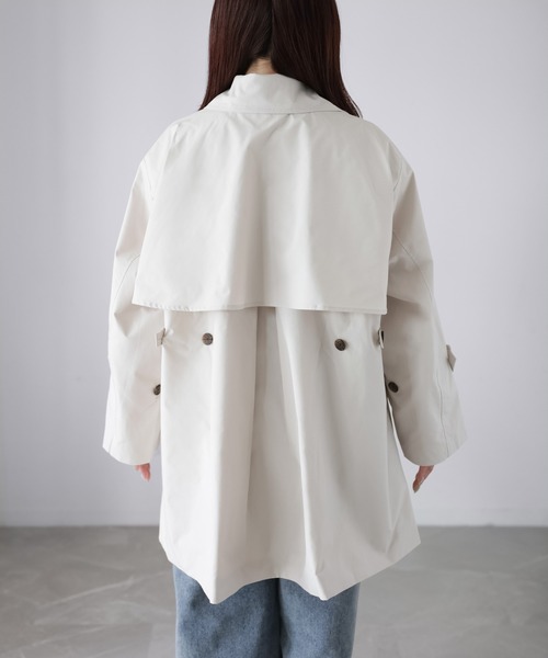Riberry（リベリー）の「ミドル丈Aライントレンチコート（トレンチコート・レディース・アイボリー/ブラック/ベージュ・MEDIUM）」の5枚目の写真