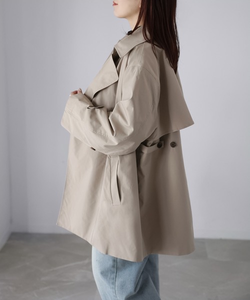 Riberry（リベリー）の「ミドル丈Aライントレンチコート（トレンチコート・レディース・アイボリー/ブラック/ベージュ・MEDIUM）」の20枚目の写真