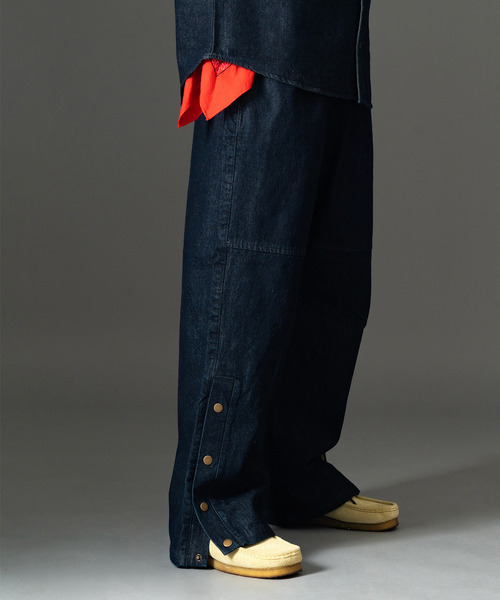 EXAMPLE(エグザンプル)の「EXAMPLE EX PATCH SIDE BUTTONS DENIM PANTS(デニムパンツ・メンズ・ブルー/インディゴブルー・XL/L/M/S)」の14枚目の写真