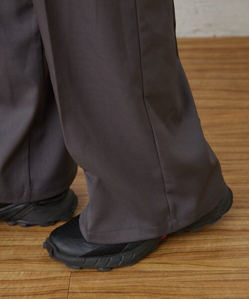 WILLOW(ウィロー)の「【willow】スラックスサロペット(サロペット/オーバーオール・レディース・ブラック/グレー・SMALL/LARGE/MEDIUM)」の15枚目の写真