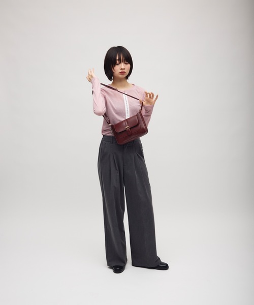 TONER（トナー）の「フラップショルダークラシックバッグ/ロゴプレート付き（ショルダーバッグ・レディース・ブラウン/グレイッシュベージュ/ブラック・FREE）」の7枚目の写真