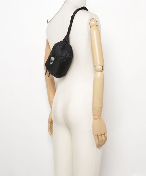 Ray BEAMS（レイビームス）の「e*TNF MayflyHipP（トートバッグ・レディース・ブラック・ONE SIZE）」の6枚目の写真