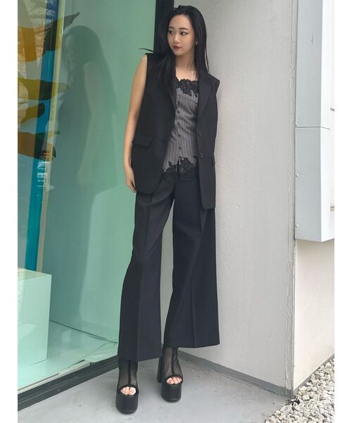 MURUA(ムルーア)の「【接触冷感】サイドオープントテーラードジレベスト【セットアップ着用可】 夏服(ベスト・レディース・ベージュ/ブルー/グレー/ブラック・FREE)」の17枚目の写真