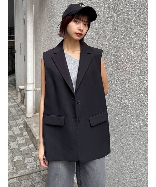 MURUA(ムルーア)の「【接触冷感】サイドオープントテーラードジレベスト【セットアップ着用可】 夏服(ベスト・レディース・ベージュ/ブルー/グレー/ブラック・FREE)」の16枚目の写真