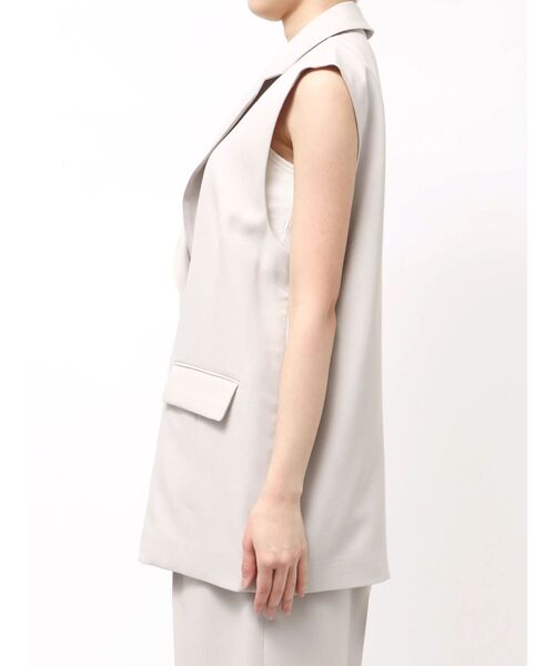 MURUA(ムルーア)の「【接触冷感】サイドオープントテーラードジレベスト【セットアップ着用可】 夏服(ベスト・レディース・ベージュ/ブルー/グレー/ブラック・FREE)」の22枚目の写真
