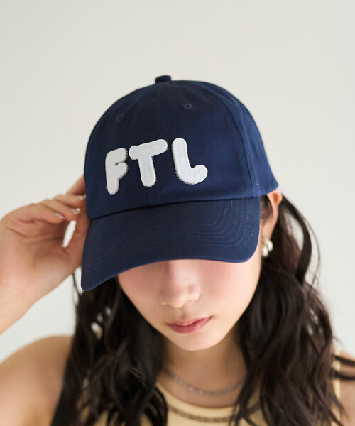 FREAK'S STORE(フリークスストア)の「FRUIT OF THE LOOM × FREAK'S STORE/フルーツオブザルーム 別注 アップリケ ロゴキャップ(キャップ・レディース・ワイン/ネイビー/ベージュ・ONE SIZE)」の10枚目の写真