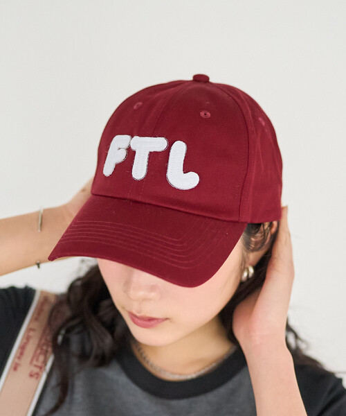 FREAK'S STORE(フリークスストア)の「FRUIT OF THE LOOM × FREAK'S STORE/フルーツオブザルーム 別注 アップリケ ロゴキャップ(キャップ・レディース・ワイン/ネイビー/ベージュ・ONE SIZE)」の15枚目の写真