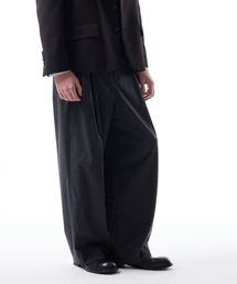 LEARVE（ルアブ）の「シェルビー ピンストライプ ダブルプリーツスラックス チャコール（スラックス）」