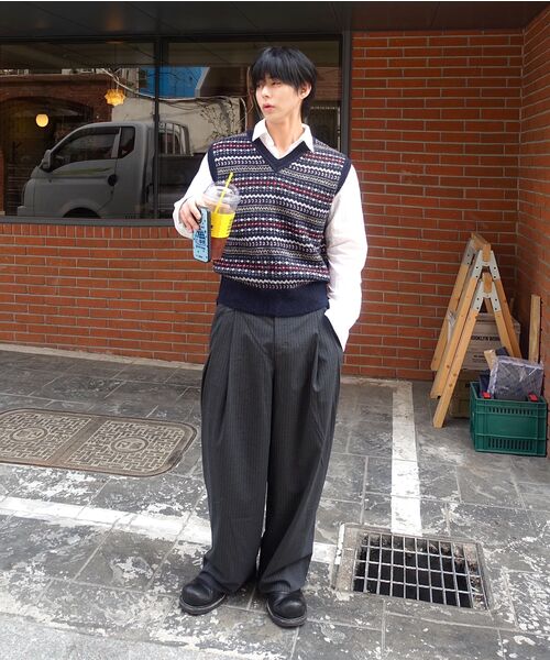 LEARVE(ルアブ)の「シェルビー ピンストライプ ダブルプリーツスラックス チャコール(スラックス・メンズ・その他・SMALL/MEDIUM/LARGE)」の6枚目の写真
