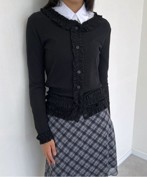 Vipoa(ヴィポア)の「frill cardigan tops(カーディガン/ボレロ・レディース・ブラック/アイボリー・FREE)」の1枚目の写真