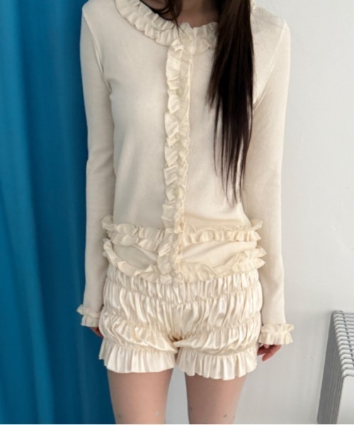 Vipoa(ヴィポア)の「frill cardigan tops(カーディガン/ボレロ・レディース・ブラック/アイボリー・FREE)」の14枚目の写真