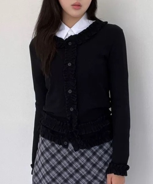 Vipoa(ヴィポア)の「frill cardigan tops(カーディガン/ボレロ・レディース・ブラック/アイボリー・FREE)」の18枚目の写真