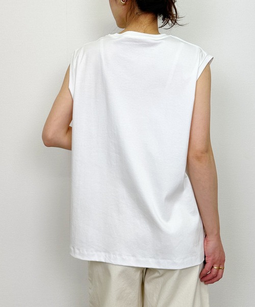 Lo-Fi(ローファイ)の「【WEB限定】ロゴ入り接触冷感フレンチスリーブプルオーバー(Tシャツ/カットソー・レディース・オフホワイト/ダークグレー/サンドベージュ・M)」の7枚目の写真
