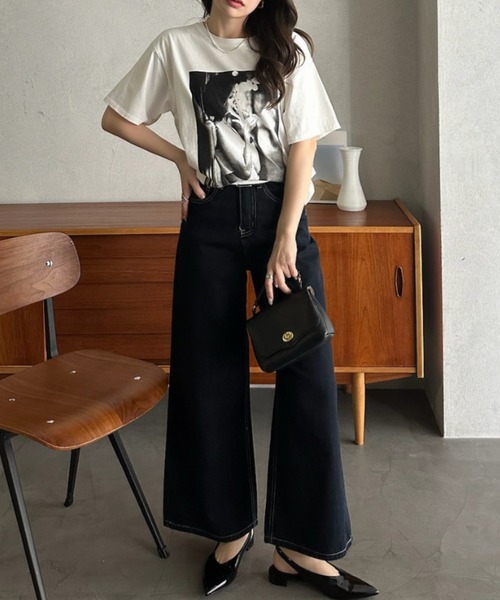 Eclat one(エクラワン)の「【Eclat one】 モノトーン フォト Tシャツ(Tシャツ/カットソー・レディース・ブラック系その他3/ブラック系その他/ブラック系その他2/ホワイト・FREE)」の17枚目の写真