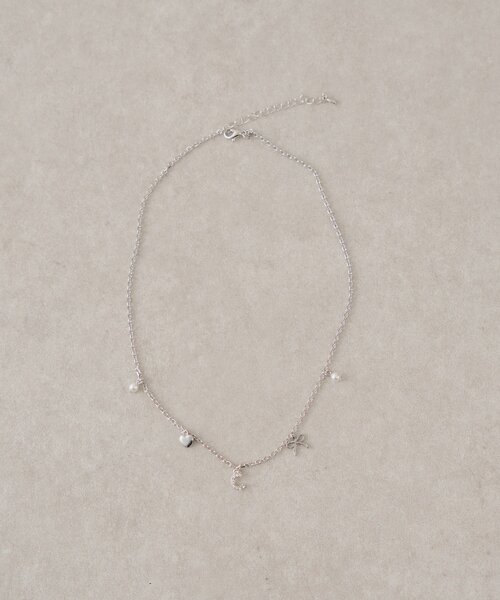 Chico（チコ）の「アソートチャームネックレス（ネックレス・レディース・ゴールド/シルバー・FREE）」の3枚目の写真