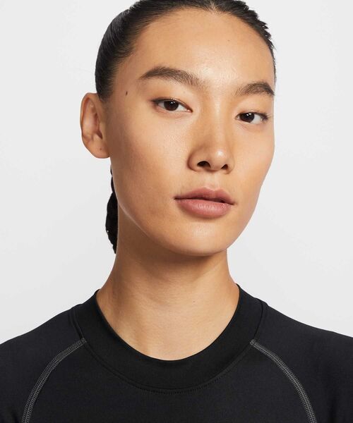 ACG(エィシージー)の「ナイキ ACG "Wildsee" ウィメンズ Dri-FIT ショートスリーブ インナー トップス / Nike ACG "Wildsee" Women's Dri-FIT Short-Sleeve Base Layer Top IO1461-010 Black(Tシャツ/カットソー・レディース・ブラック・XL/XS/S/M/L)」の3枚目の写真