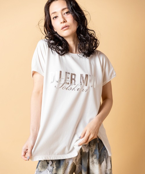 OSMOSIS(オズモーシス)の「箔プリントプルオーバー(Tシャツ/カットソー・レディース・ホワイト/ブルー/ブラック・ONE SIZE)」の5枚目の写真