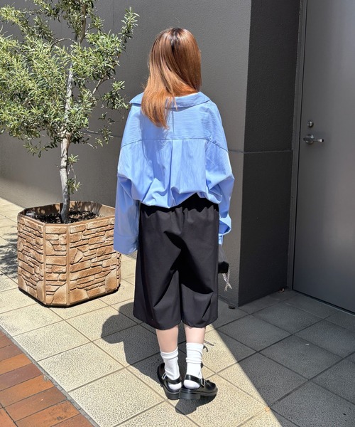 ISOOK(アイスー)の「【ISOOK / アイスー】ウエストリボンバミューダパンツ / ハーフパンツ ショートパンツ タックパンツ ウエストゴム ZOZOTOWN限定(その他パンツ・レディース・ベージュ/ブラック・FREE)」の4枚目の写真