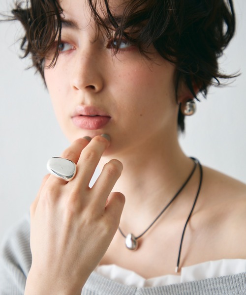 Trish(トリッシュ)の「シルバードロップリング(リング・レディース・シルバー・FREE)」の8枚目の写真