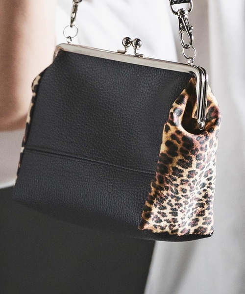 GLIMCLAP(グリムクラップ)の「mko13586- Round Mixed-Material Kiss-Lock Bag コンパクトバッグ(202-049-gls-cg)(ショルダーバッグ・メンズ・ブラック・FREE)」の7枚目の写真