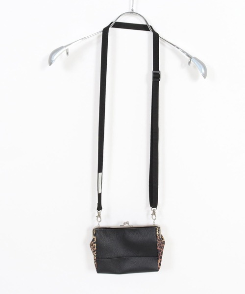 GLIMCLAP(グリムクラップ)の「mko13586- Round Mixed-Material Kiss-Lock Bag コンパクトバッグ(202-049-gls-cg)(ショルダーバッグ・メンズ・ブラック・FREE)」の10枚目の写真