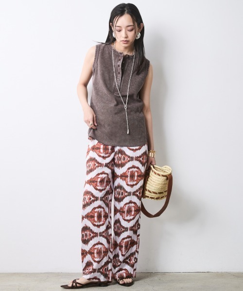 CHIC STYLE(シックスタイル)の「エスニックプリントリラックスパンツ<大きいサイズ有>シックスタイル(その他パンツ・レディース・ブラウン系/ブルー系/イエロー系・M/L/LL/3L/4L/5L)」の11枚目の写真