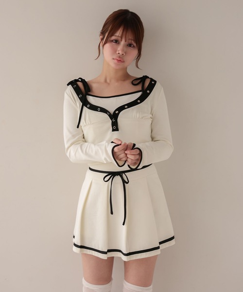 M DOLLY(エムドリー)の「*M DOLLY original* Bicolor millie ribbon set up/バイカラーミリー リボンセットアップ(セットアップ・レディース・ネイビー/アイボリー・FREE)」の2枚目の写真