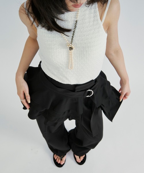 Ezick(エジック)の「Padded bubble jacquard inner/パッドツキフクレジャガードホルターネックタンク(タンクトップ・レディース・ブラック/オフホワイト・FREE)」の11枚目の写真