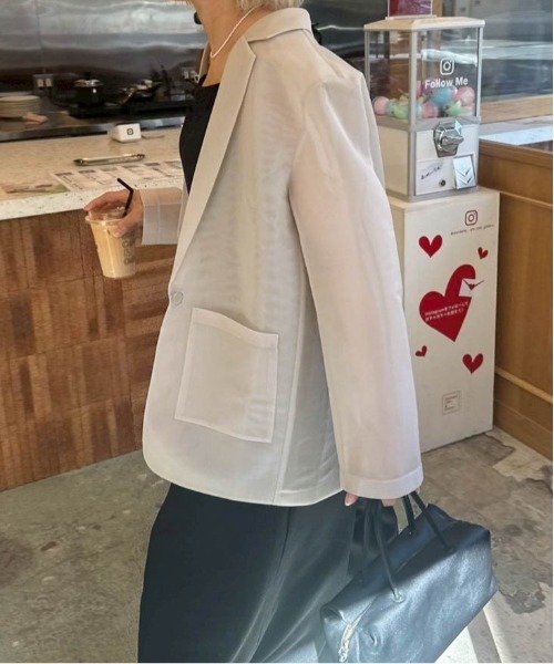 AMELY(エミリー)の「【インフルエンサーコラボ】シアージャケット(テーラードジャケット・レディース・ブラック系その他/ベージュ系その他/ブラック/ベージュ・フリー)」の21枚目の写真