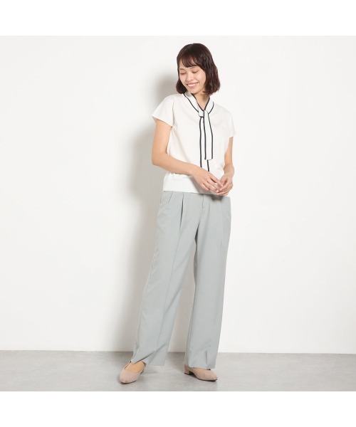 SUIT SELECT(スーツセレクト)の「ボウタイニット(シャツ/ブラウス・レディース・グレー/ホワイト・LARGE/MEDIUM)」の9枚目の写真