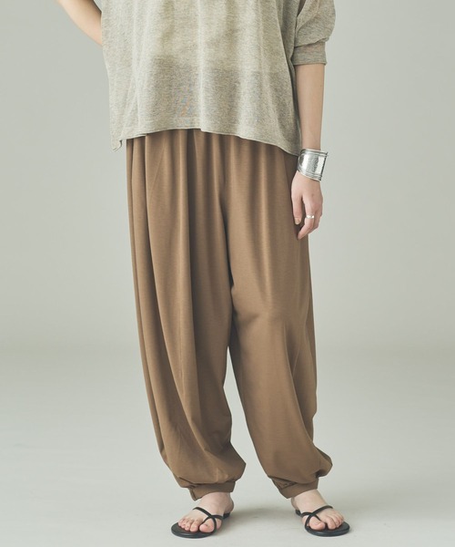 4/26まで値下げ！カレンソロジー バルーンパンツ ベージュ カジュアル Curensology(カレンソロジー)/ジャージーバルーンパンツ（その他パンツ