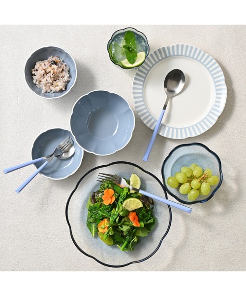 Francfranc（フランフラン）の「フラワー ミニ ワンプレート ブルー 食器 レンジ対応 食洗機対応（食器・レディース・ブルー・FREE）」の3枚目の写真