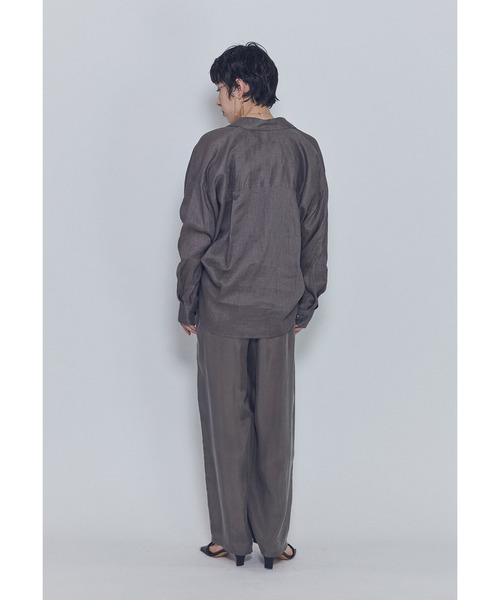 1er Arrondissement(プルミエアロンディスモン)の「60リネンシャツ(シャツ/ブラウス・レディース・ピンク系その他4/オフホワイト/カーキ・38/36)」の19枚目の写真