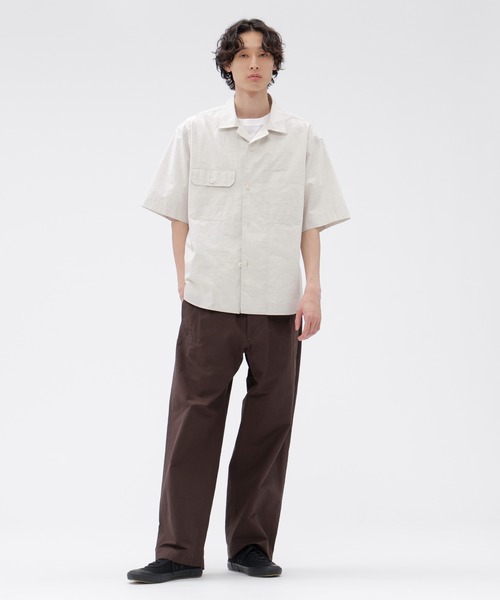 MHL.(エムエイチエル)の「LIGHTWEIGHT COTTON NYLON TWILL(その他パンツ・メンズ・ブラック/ボルドー・SMALL/MEDIUM/LARGE)」の14枚目の写真