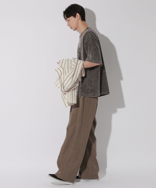 LAKOLE（ラコレ）の「フラワーピグメントT / 662614（Tシャツ/カットソー・メンズ・ベージュ/チャコール・MEDIUM/LARGE）」の8枚目の写真