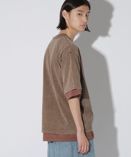 LAKOLE（ラコレ）の「フラワーピグメントT / 662614（Tシャツ/カットソー・メンズ・ベージュ/チャコール・MEDIUM/LARGE）」の17枚目の写真