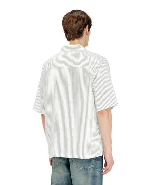 DIESEL(ディーゼル)の「メンズ 半袖シャツ S-MAC-EFBV(シャツ/ブラウス・メンズ・ホワイト系その他・44/46/50/48)」の6枚目の写真