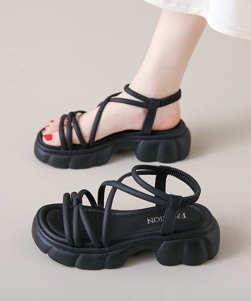 yuue' ( wear )(ユーイ)の「クロスストラップ厚底サンダル(サンダル・レディース・アイボリー/ブラック・23.5cm/24.5cm)」の15枚目の写真