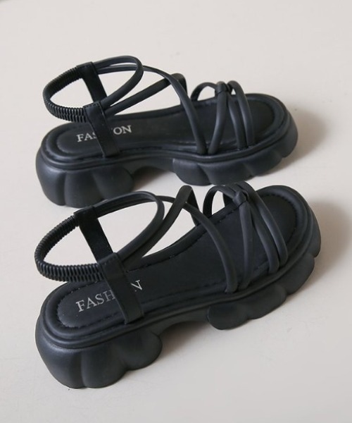 yuue' ( wear )(ユーイ)の「クロスストラップ厚底サンダル(サンダル・レディース・アイボリー/ブラック・23.5cm/24.5cm)」の10枚目の写真
