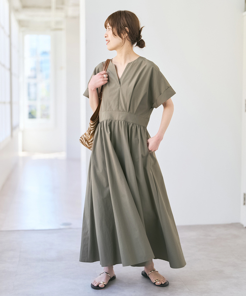 Spick & Span(スピックアンドスパン)の「《WEB限定 / 追加》タイプライタータックワンピース(ワンピース・レディース・カーキ/ネイビー・36/38)」の13枚目の写真