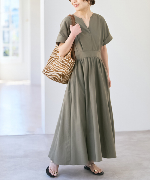 Spick & Span(スピックアンドスパン)の「《WEB限定 / 追加》タイプライタータックワンピース(ワンピース・レディース・カーキ/ネイビー・36/38)」の15枚目の写真