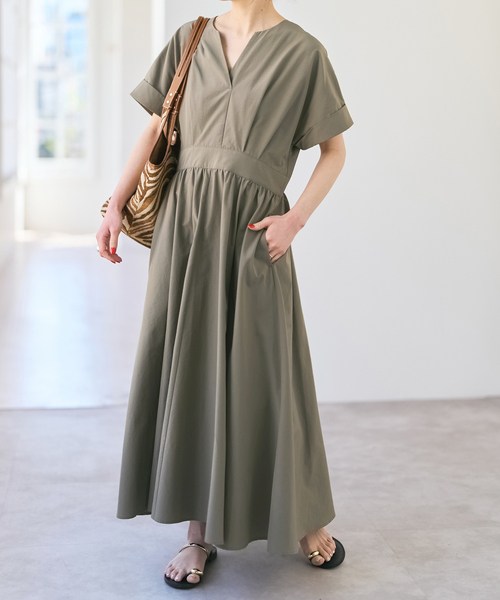 Spick & Span(スピックアンドスパン)の「《WEB限定 / 追加》タイプライタータックワンピース(ワンピース・レディース・カーキ/ネイビー・36/38)」の17枚目の写真