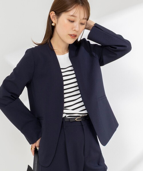 NOLLEY’S(ノーリーズ)の「《セットアップ対応/接触冷感》【BECシリーズ】ハイスペックトロVネックジャケット(ノーカラージャケット・レディース・ライトグレー/ネイビー・38/36)」の8枚目の写真
