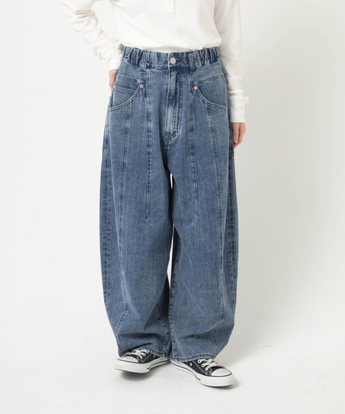 URCH RNA(アーチ アールエヌエー)の「R4481 ワイドコクーンのヘリンボーンデニムパンツ(デニムパンツ・レディース・ライトインディゴブルー/ダークインディゴブルー/インディゴブルー・FREE)」の21枚目の写真