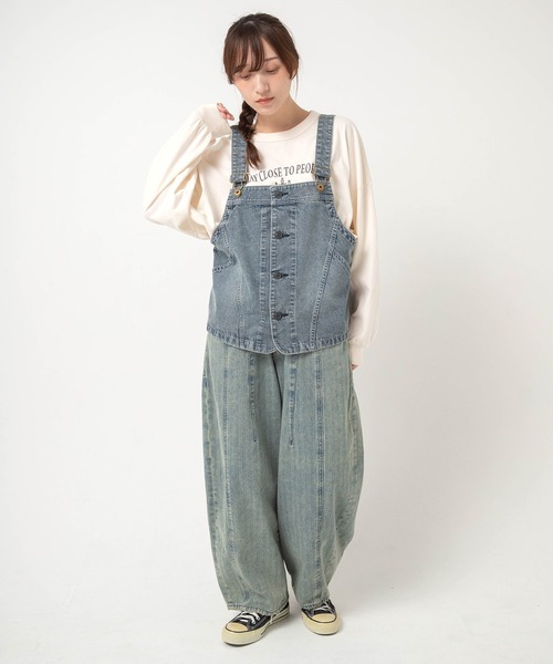 URCH RNA(アーチ アールエヌエー)の「R4481 ワイドコクーンのヘリンボーンデニムパンツ(デニムパンツ・レディース・ライトインディゴブルー/ダークインディゴブルー/インディゴブルー・FREE)」の9枚目の写真