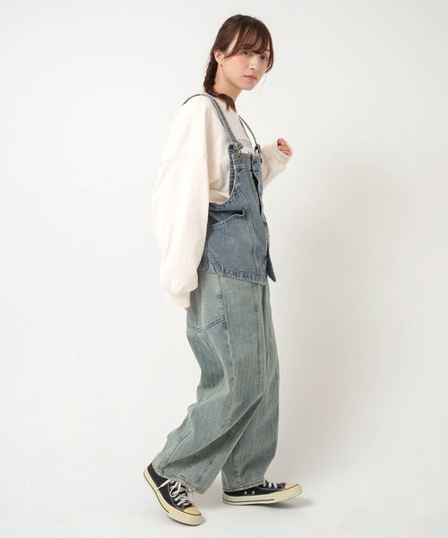 URCH RNA(アーチ アールエヌエー)の「R4481 ワイドコクーンのヘリンボーンデニムパンツ(デニムパンツ・レディース・ライトインディゴブルー/ダークインディゴブルー/インディゴブルー・FREE)」の10枚目の写真