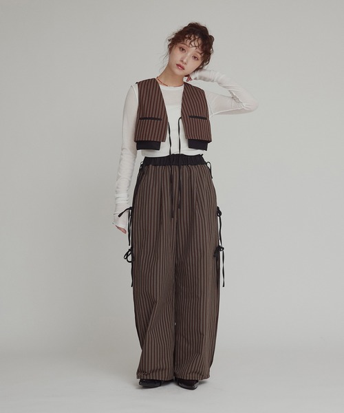 W:Huku(フーク)の「【W:Huku / ブロードストライプ】サイド リボン パンツ / Broad Stripe Side Ribbon Pants(その他パンツ・レディース・ブラック/ブラウン/ブルー/ベージュ・FREE)」の2枚目の写真