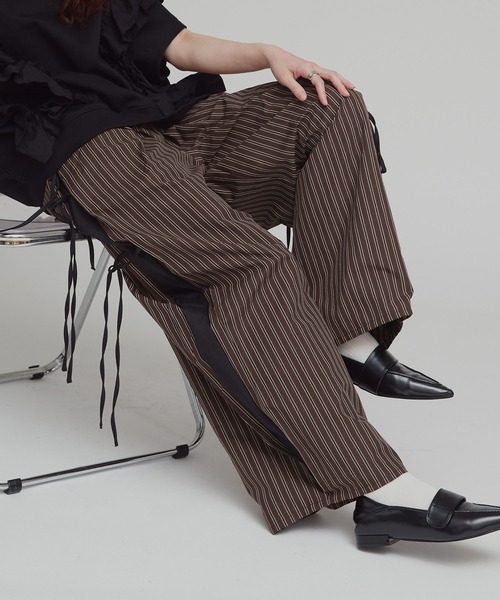 W:Huku(フーク)の「【W:Huku / ブロードストライプ】サイド リボン パンツ / Broad Stripe Side Ribbon Pants(その他パンツ・レディース・ブラック/ブラウン/ブルー/ベージュ・FREE)」の17枚目の写真