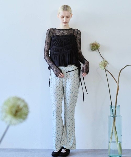 flaeu(フラユ)の「Nostalgic Flower Pants(その他パンツ・レディース・アイボリー/ブラック・FREE)」の9枚目の写真
