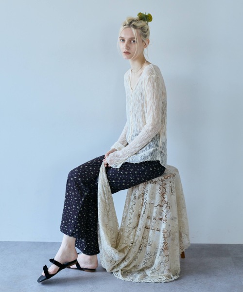 flaeu(フラユ)の「Nostalgic Flower Pants(その他パンツ・レディース・アイボリー/ブラック・FREE)」の17枚目の写真